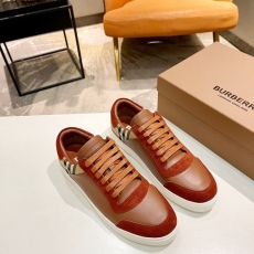 Burberry Low Shoes